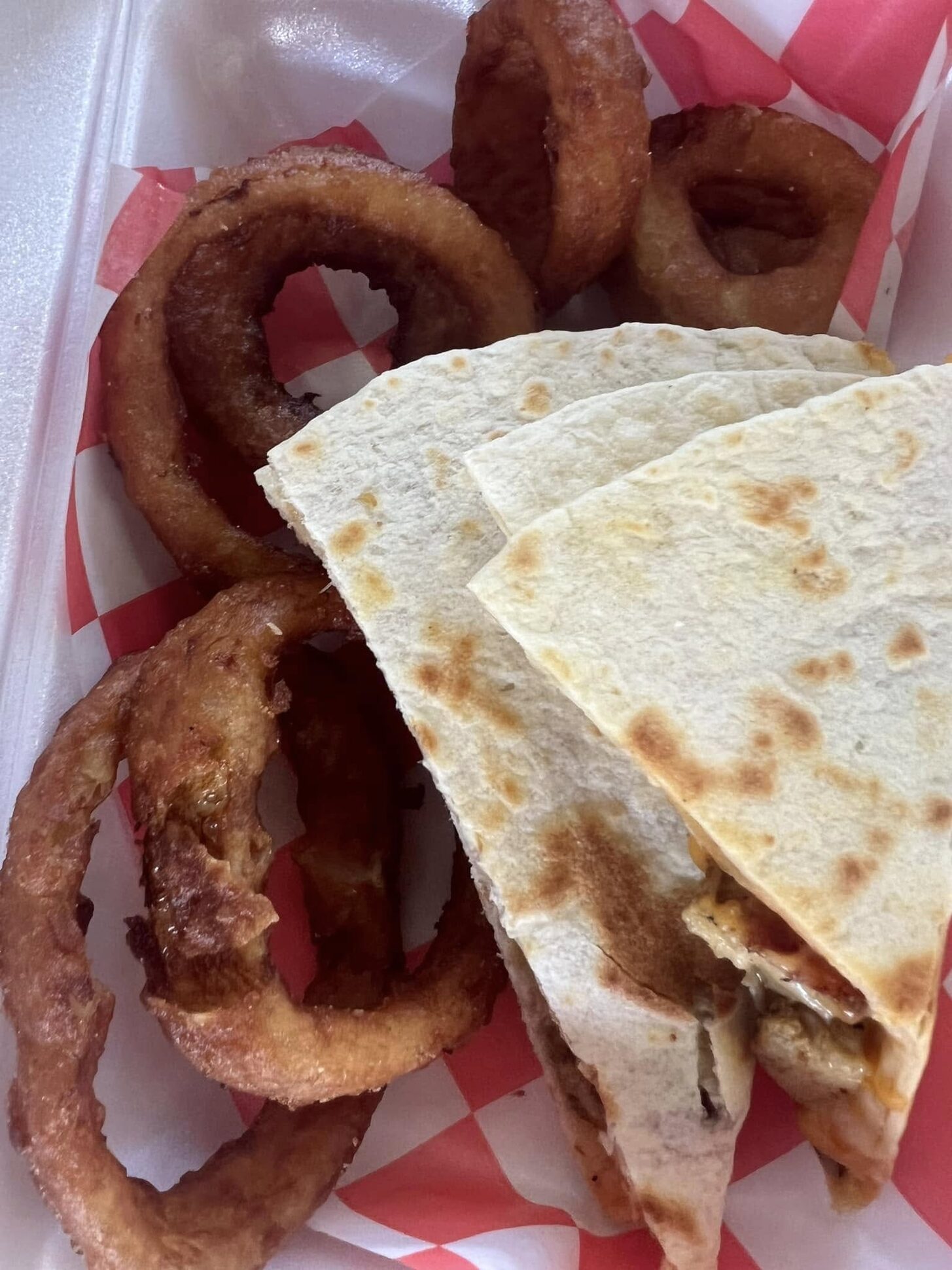 Quesadilla wedges with onion rings