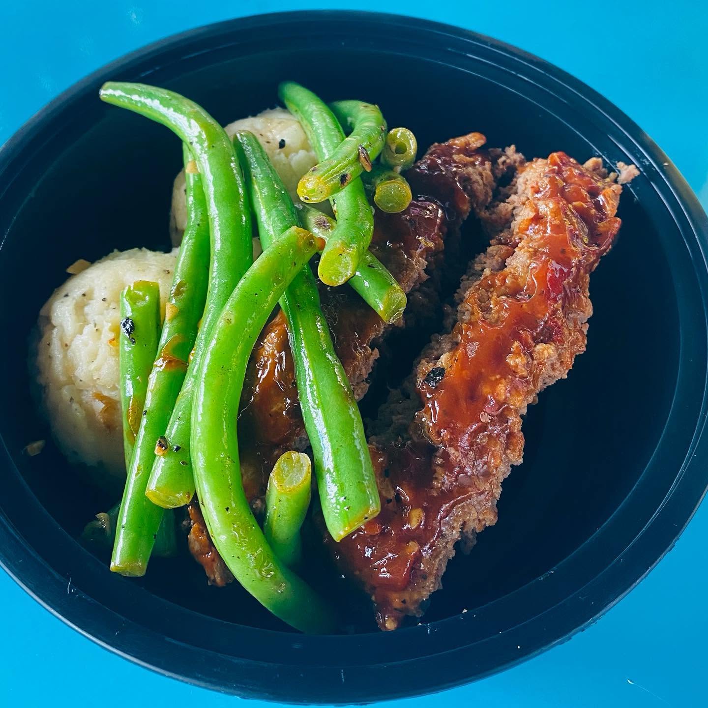A past weekend special: meatloaf with green beans and mashed potatoes